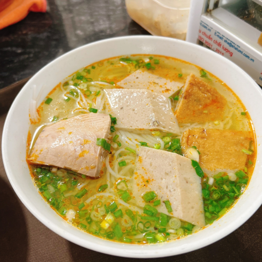 BÚN CHẢ CÁ + CÁ