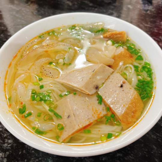 BÚN CHẢ SỨA