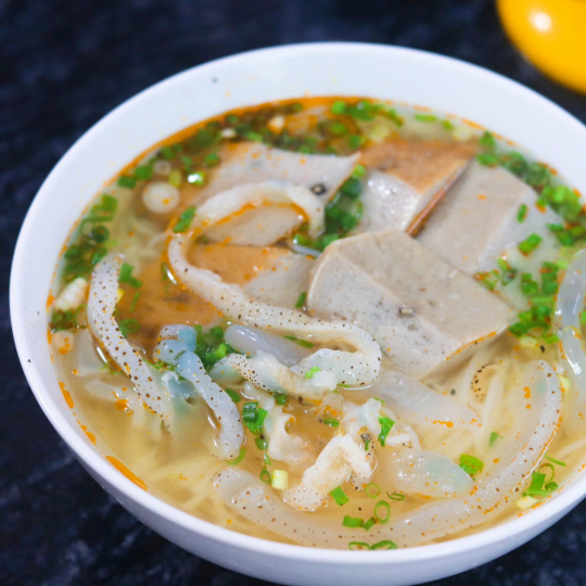 Bún Chả Sứa 